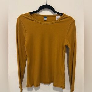 Old Navy Women’s Ribbed Long Sleeve Top NWT